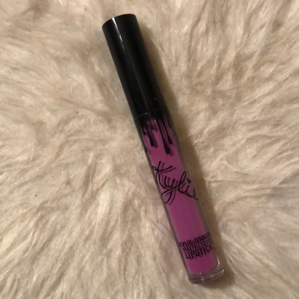 Kylie Junebug🌸bundle to save